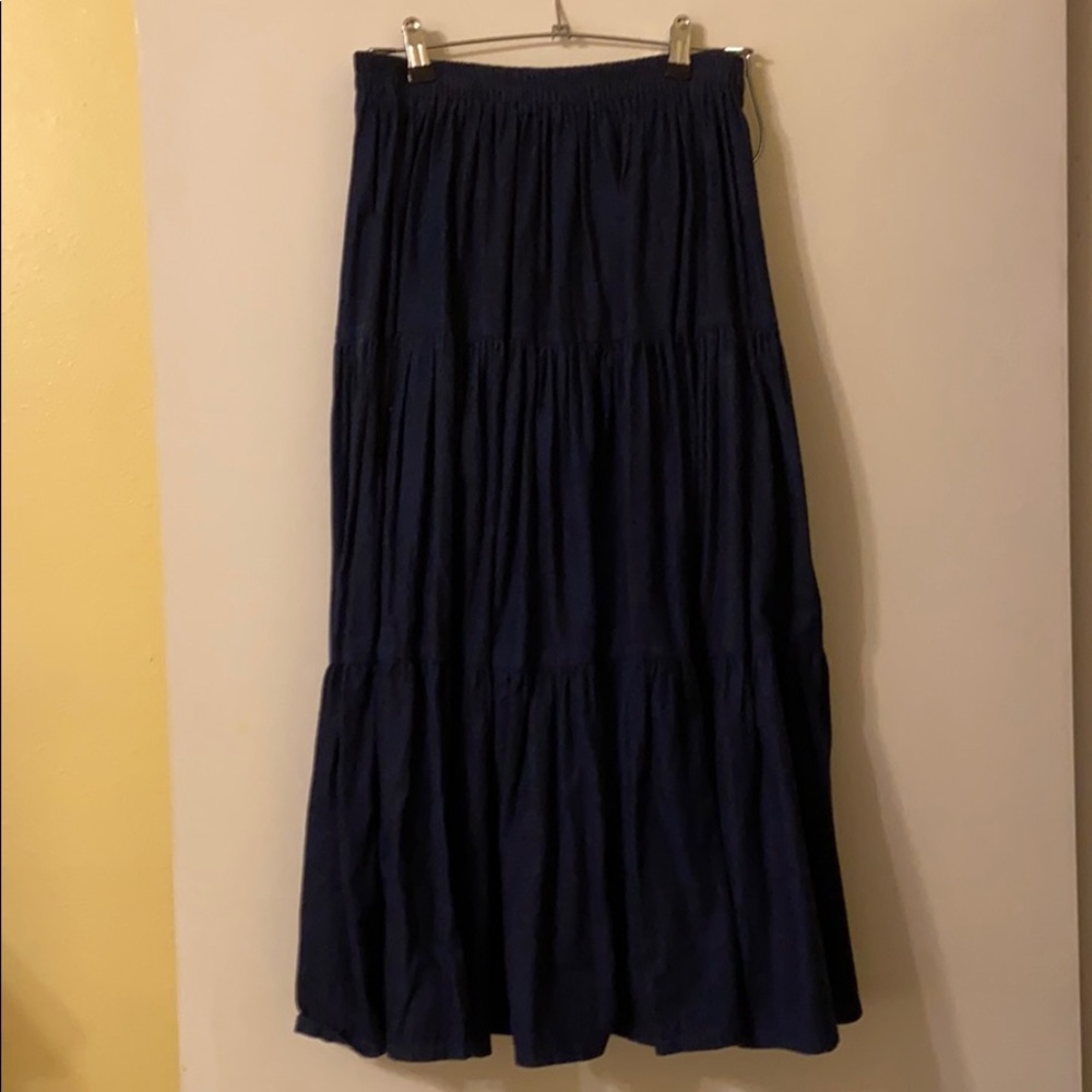 Broom skirt
